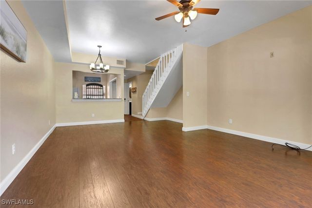 1096 Woodshire LN C202, Naples, FL 34105