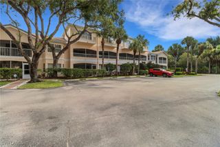 1096 Woodshire LN C202, Naples, FL 34105