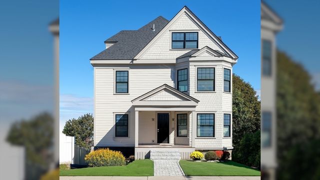 142 Metropolitan U:2, Boston, MA 02131