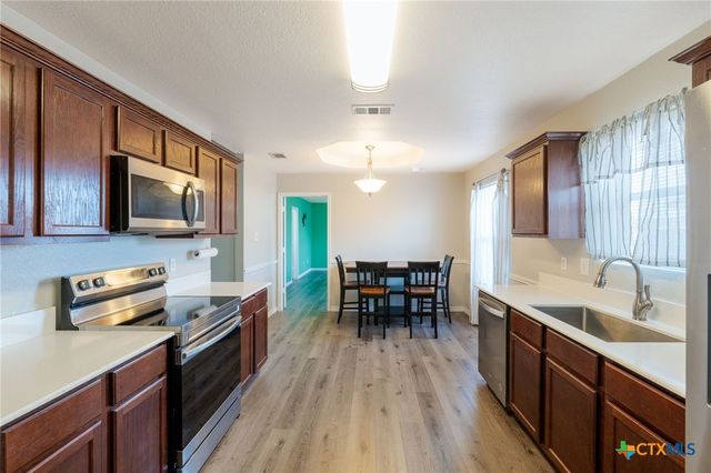 2303 Mike Drive, Copperas Cove, TX 76522