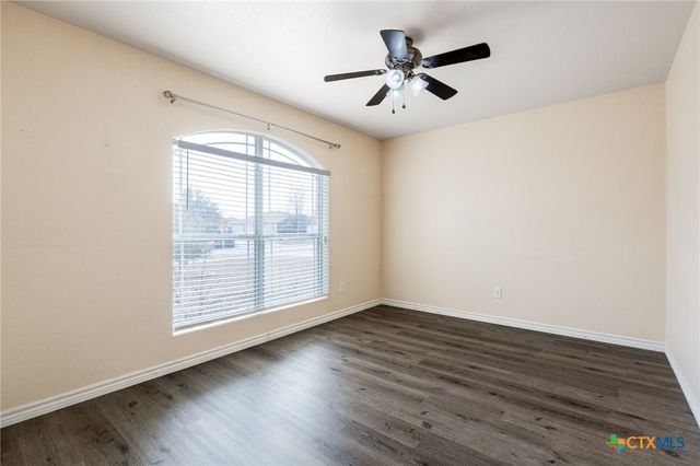 2303 Mike Drive, Copperas Cove, TX 76522