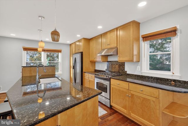 1711 PRELUDE DR, Vienna, VA 22182