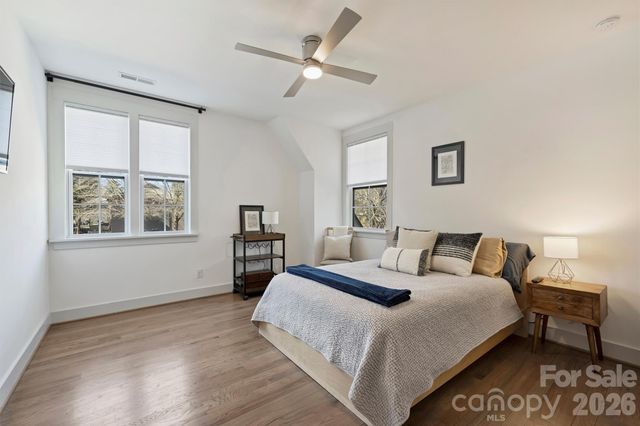 1414 Briar Creek Road, Charlotte, NC 28205