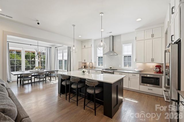 1414 Briar Creek Road, Charlotte, NC 28205