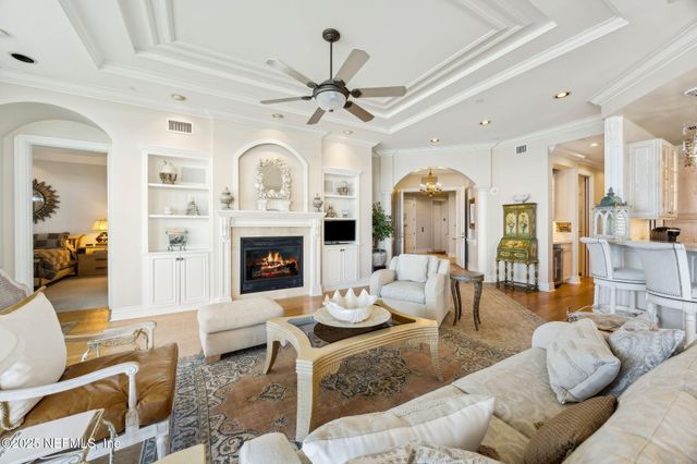 4694 CARLTON DUNES Drive 1401, Fernandina Beach, FL 32034