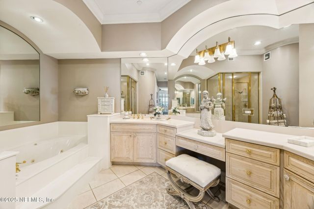 4694 CARLTON DUNES Drive 1401, Fernandina Beach, FL 32034