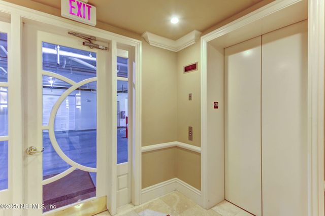 4694 CARLTON DUNES Drive 1401, Fernandina Beach, FL 32034