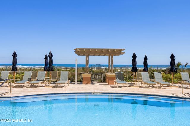 4694 CARLTON DUNES Drive 1401, Fernandina Beach, FL 32034