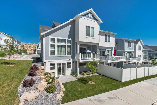 9757 N AARON AVE, Eagle Mountain, UT 84005