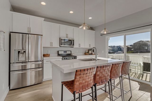 9757 N AARON AVE, Eagle Mountain, UT 84005