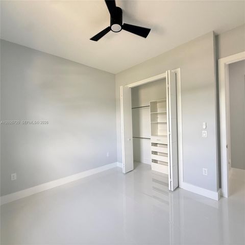 546 E Louisville St, Lehigh Acres, FL 33974