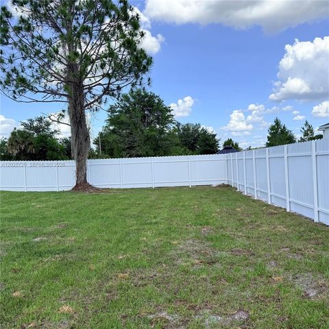 546 E Louisville St, Lehigh Acres, FL 33974