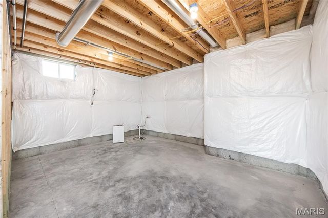 305 Frontenac Road, O'fallon, IL 62269