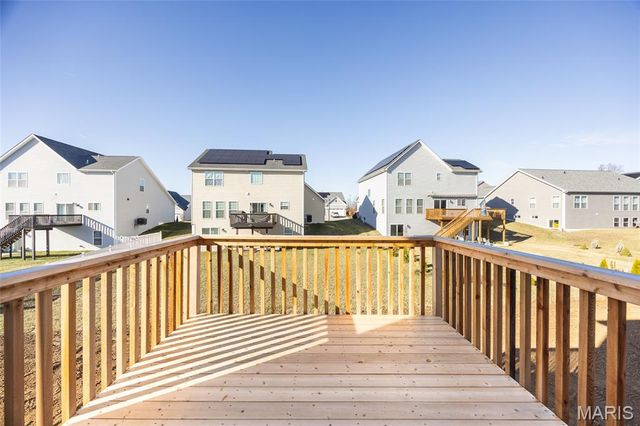 305 Frontenac Road, O'fallon, IL 62269