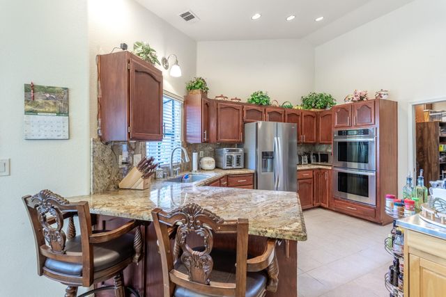 4368 Wild Flower Way, Redding, CA 96001