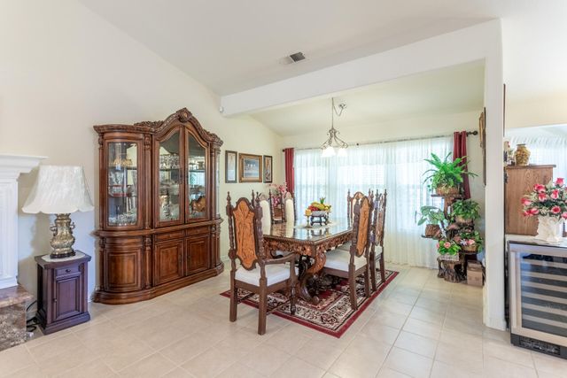 4368 Wild Flower Way, Redding, CA 96001