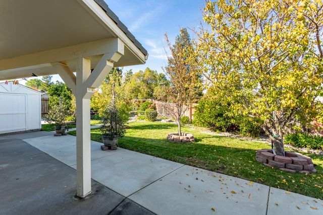 4368 Wild Flower Way, Redding, CA 96001