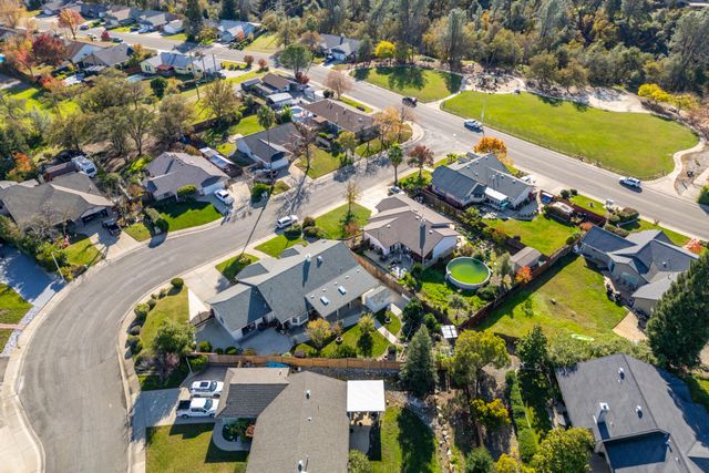 4368 Wild Flower Way, Redding, CA 96001