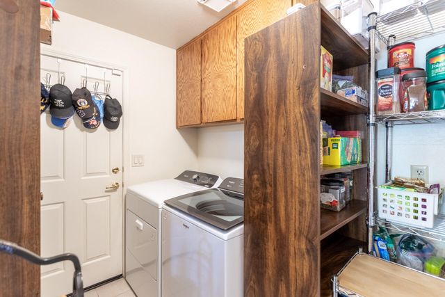 4368 Wild Flower Way, Redding, CA 96001