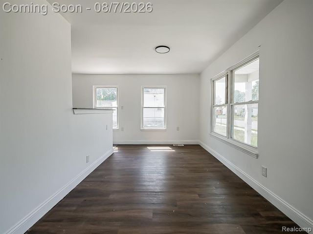 572 Tennessee Street, Detroit, MI 48215