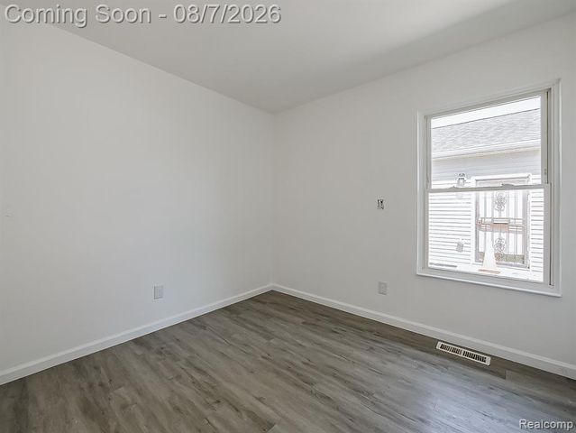 572 Tennessee Street, Detroit, MI 48215