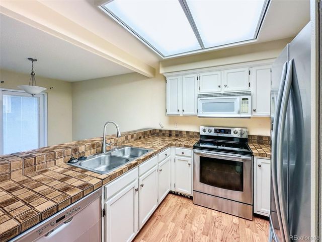 14189 E Radcliff Cir, Aurora, CO 80015