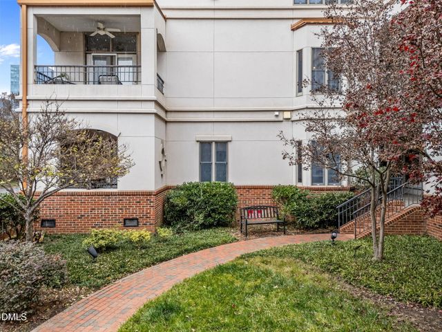 272 E Davie Street, Raleigh, NC 27601