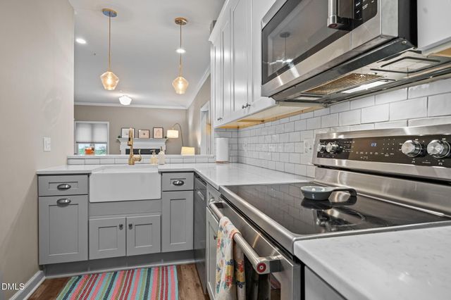 272 E Davie Street, Raleigh, NC 27601