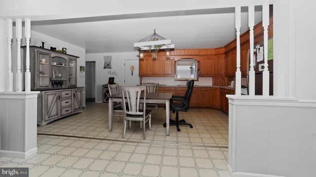 285 SCHOOL LANE RD, Gap, PA 17527