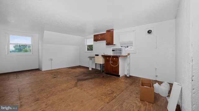 285 SCHOOL LANE RD, Gap, PA 17527