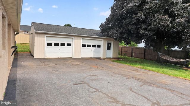 285 SCHOOL LANE RD, Gap, PA 17527