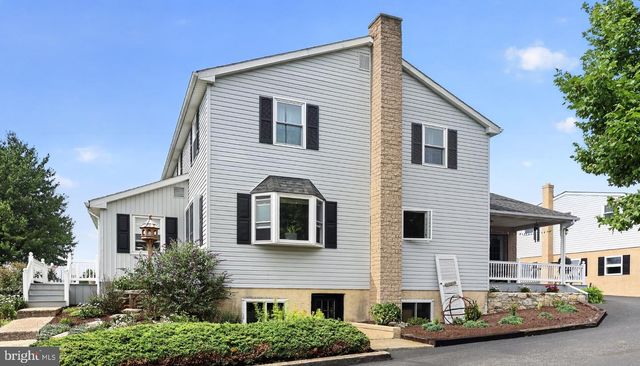 285 SCHOOL LANE RD, Gap, PA 17527
