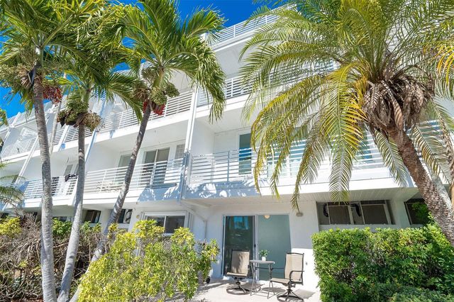 8226 HARBORSIDE CIRCLE, Englewood, FL 34224