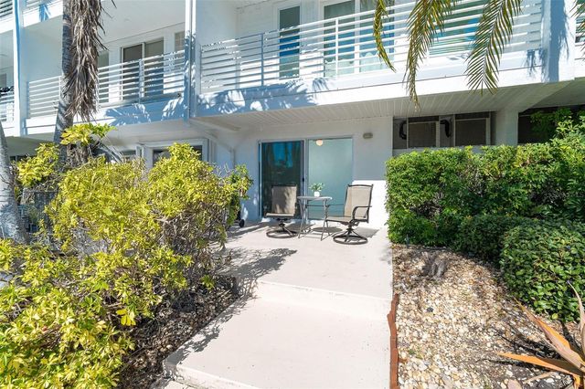 8226 HARBORSIDE CIRCLE, Englewood, FL 34224