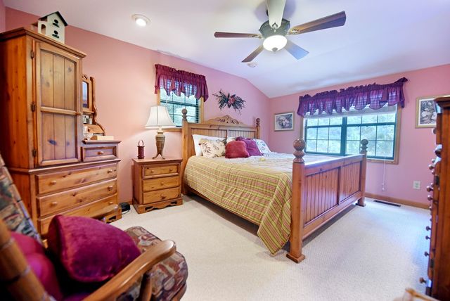209 Moon Shadow Trail, Blairsville, GA 30512