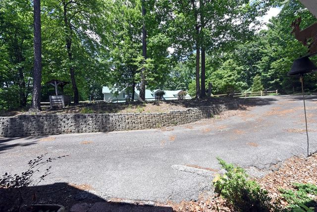 209 Moon Shadow Trail, Blairsville, GA 30512
