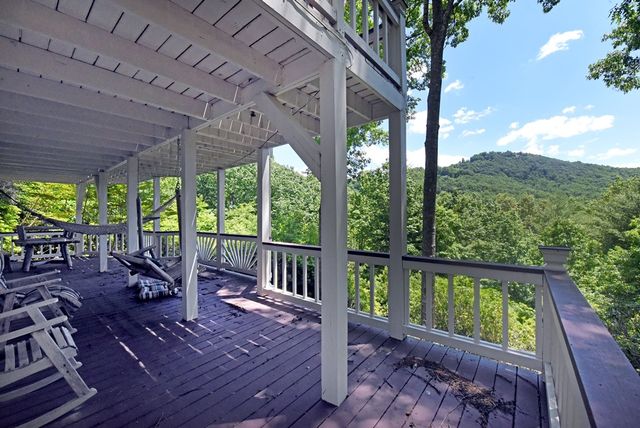 209 Moon Shadow Trail, Blairsville, GA 30512