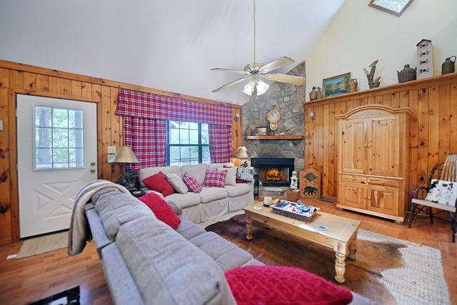 209 Moon Shadow Trail, Blairsville, GA 30512