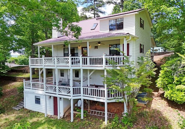 209 Moon Shadow Trail, Blairsville, GA 30512