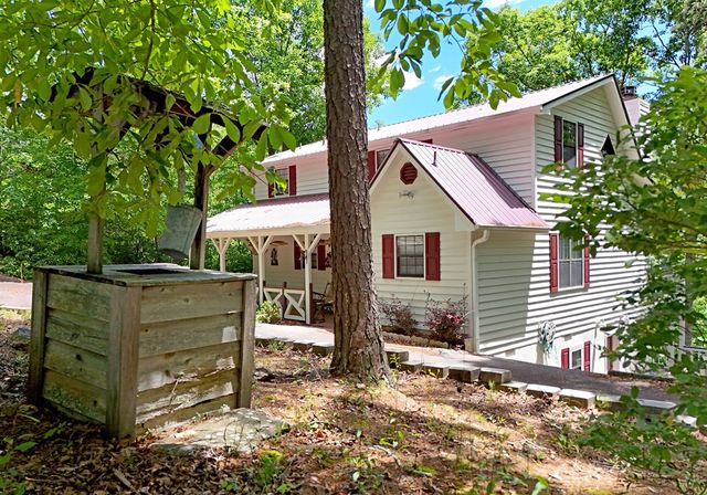 209 Moon Shadow Trail, Blairsville, GA 30512