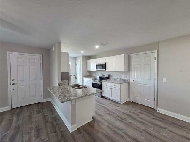 135 PIERCE ST, Lake Wales, FL 33859