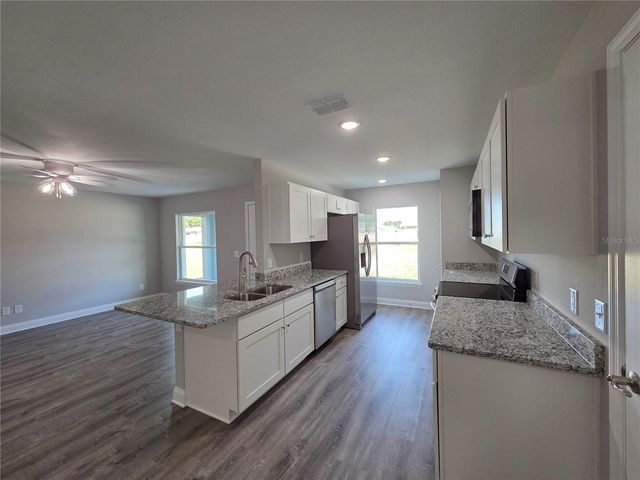 135 PIERCE ST, Lake Wales, FL 33859