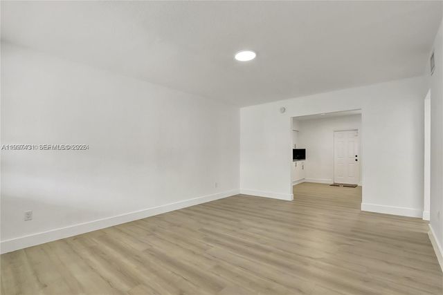 1340 NW 102nd St 1340, Miami, FL 33147