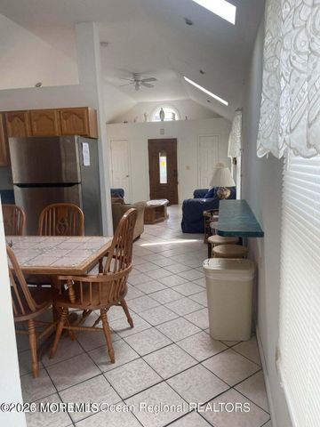 17 Danby Place, Point Pleasant Beach, NJ 08742
