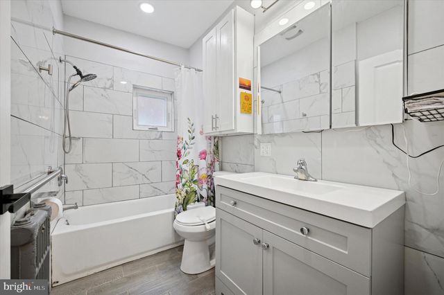 422-24 N SIMPSON ST, Philadelphia, PA 19151