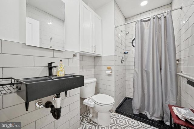422-24 N SIMPSON ST, Philadelphia, PA 19151