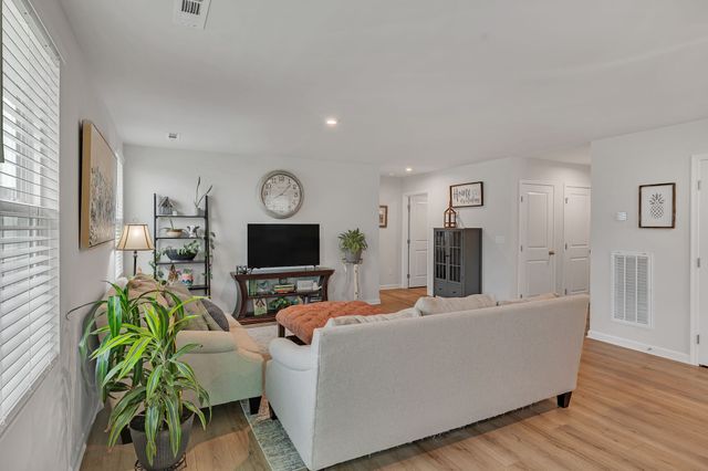 1905 Quail Run Way, Spring Hill, TN 37174