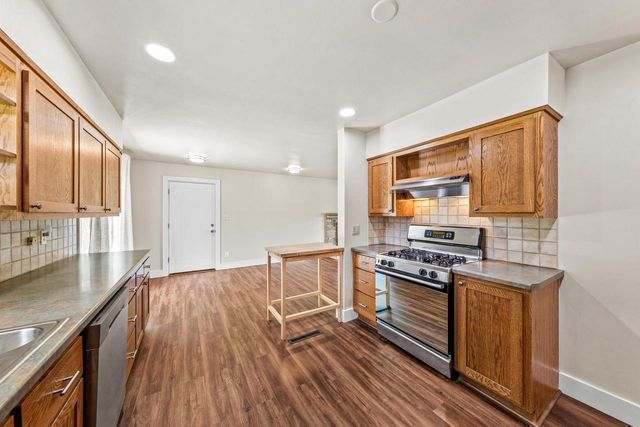 N68W15240 Prudence DRIVE, Menomonee Falls, WI 53051