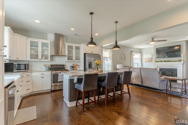 5959 Brookstone Drive, Newburgh, IN 47630