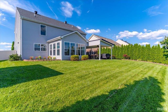 5959 Brookstone Drive, Newburgh, IN 47630